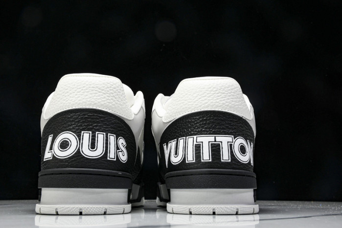 LVT  SNEAKERS   COPSHOE  L&V-trainer 13