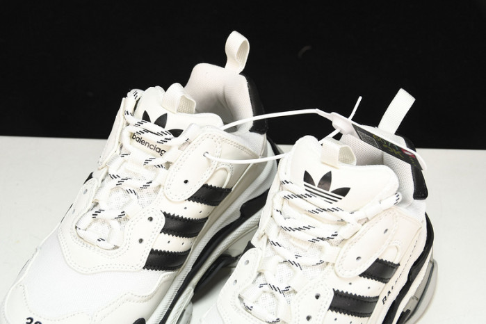 BL TRIPLE S TRAINERS -COPSHOE BL83