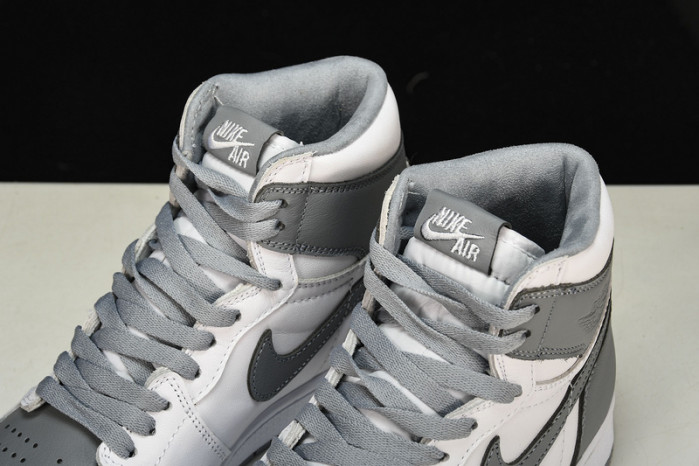 Air Jordan 1 High OG "Stealth" 555088-037
