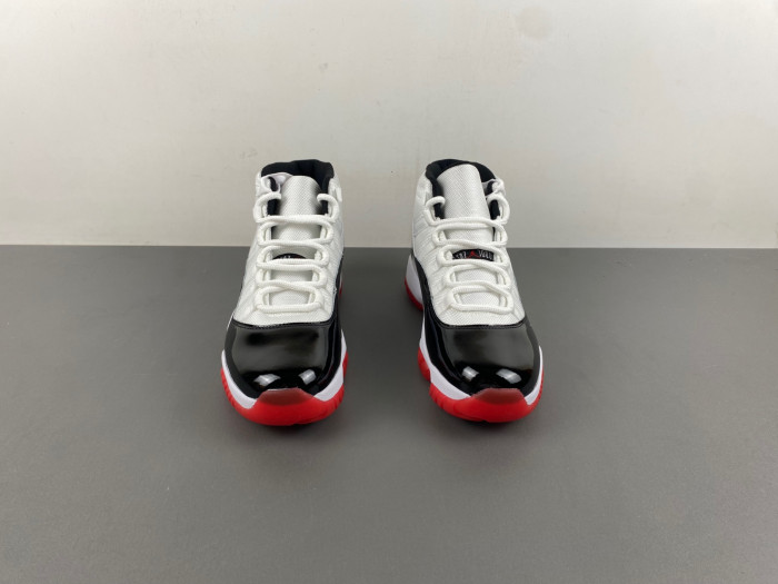 Jordan 11 Bulls white red CT8012-106