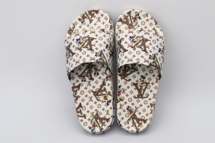 LVT SLIDE KICKZE LVS-4