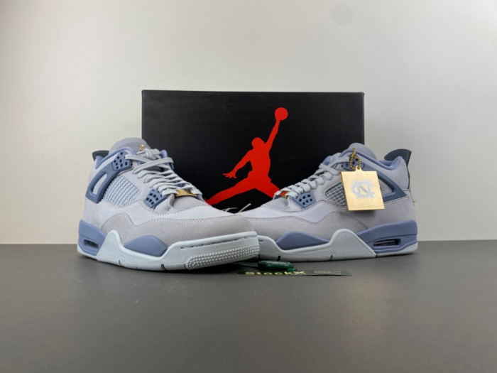 Jordan 4 Retro NCAA UNC Tar heels PE  HV9204-407