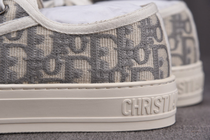 D1R*  SNEAKER  KICKZE DR-48