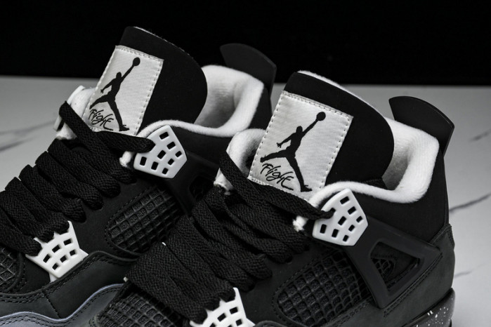 Air Jordan 4 “Fear” FQ8138-002