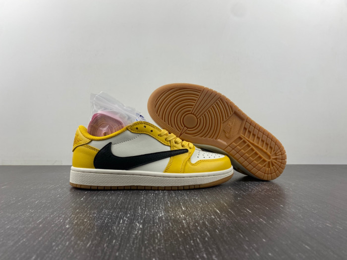 Travis Scott Air Jordan 1 Low OG  DZ4137-701