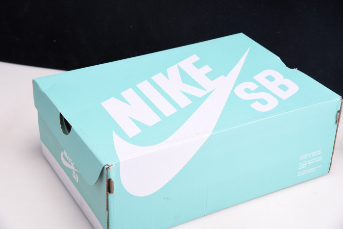 Nike SB Dunk Low Summit White Wolf Grey - AR0778-110