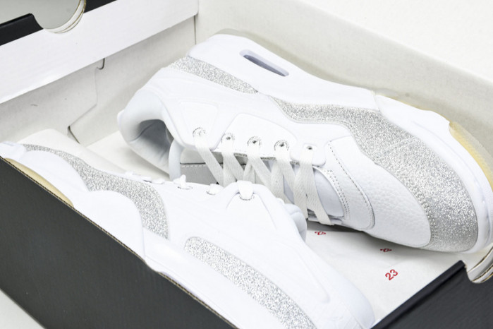 Air Jordan 4 RM "Neutral Grey" FQ7939-105