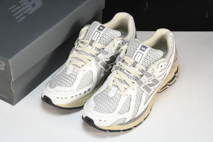 N*EW B*ALANCE COPSHOE NB-050