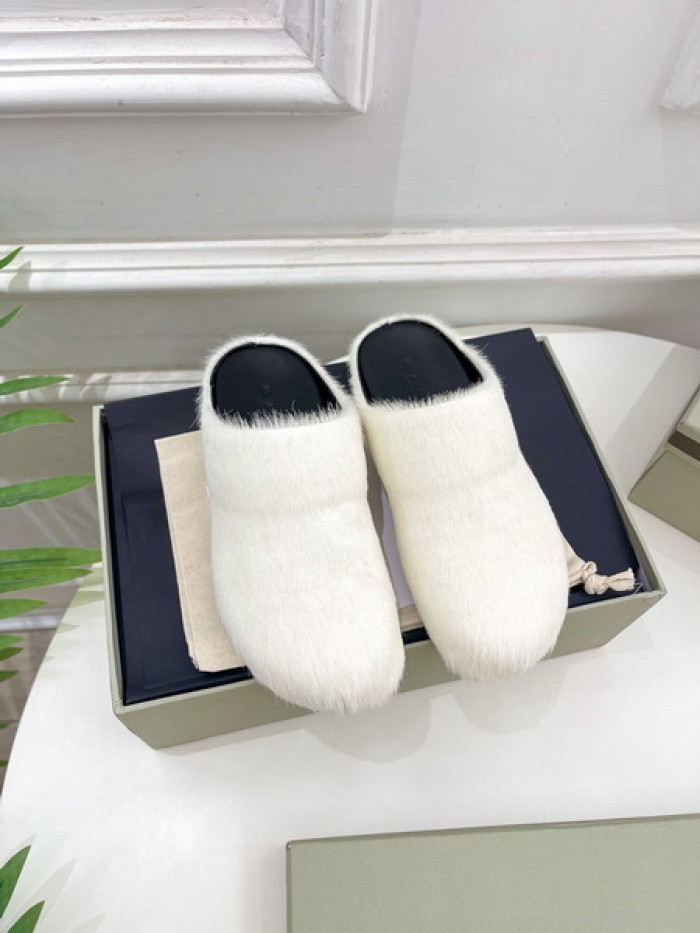 MA SLIDE  WHITE FUSSBETT SABOT LOAFERS COPSHOE MAR-05