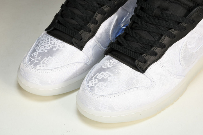 CLOT x fragment x Nike Dunk Low FN0315-110