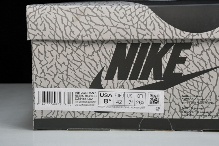 AIR JORDAN 1 HIGH OG “Elephant”  DZ5485-052