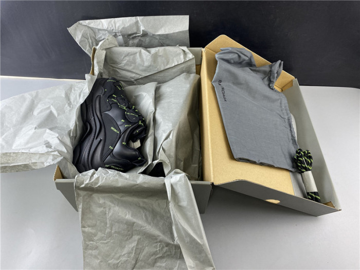 BL TRIPLE S TRAINERS   LETTERS  -KICKZE BL7