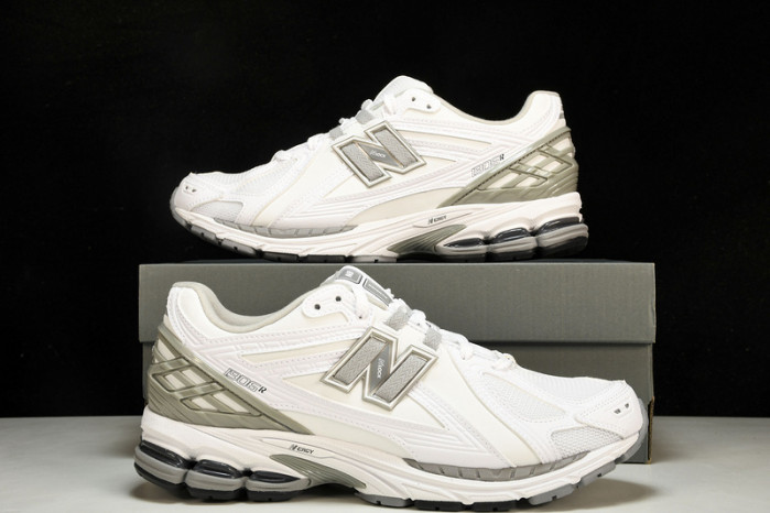 N*EW B*ALANCE COPSHOE NB-077