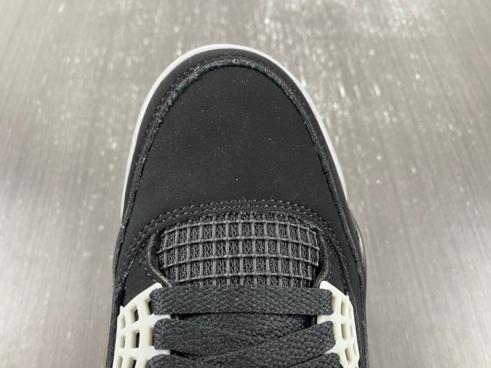 Nike SB x r Jordan 4  DR5415-060