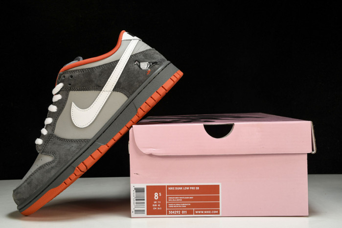 SB Dunk Low Staple NYC Pigeon  - 304292-011