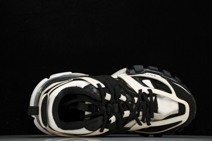 BL TRAINERS TRACK -COPSHOE BL 235