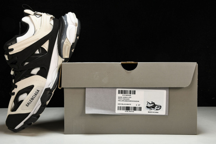 BL TRAINERS TRACK -COPSHOE BL 235